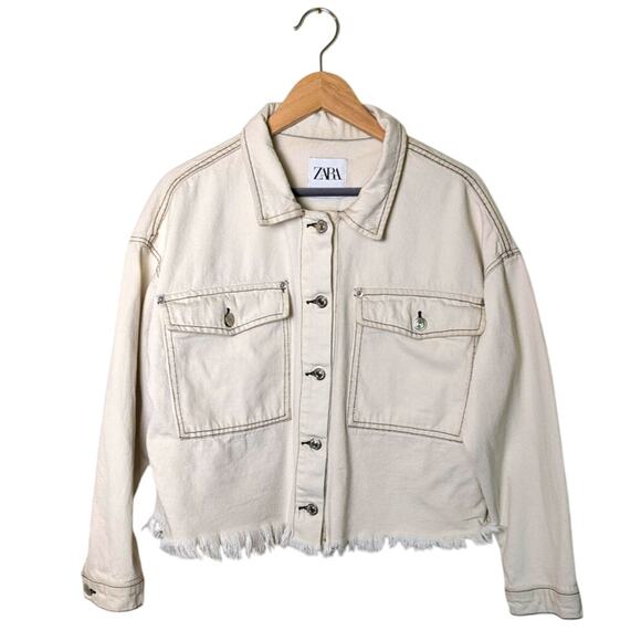 Zara Jackets & Blazers - Zara Denim Neutral Contrast Boxy Crop Raw Hem Jacket Women Size M Grunge Trucker